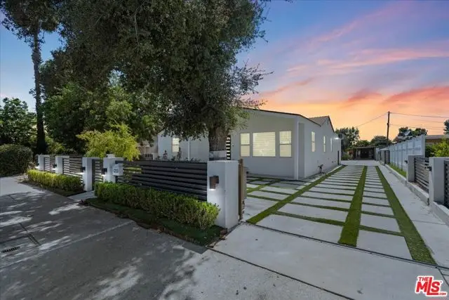 1213 S California Avenue, Monrovia, CA 91016 - #1