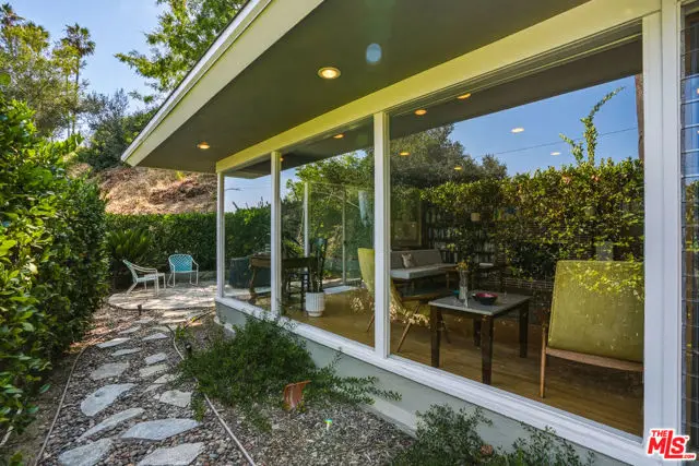 1525 Glenmont Drive, Glendale, CA 91207 - #3