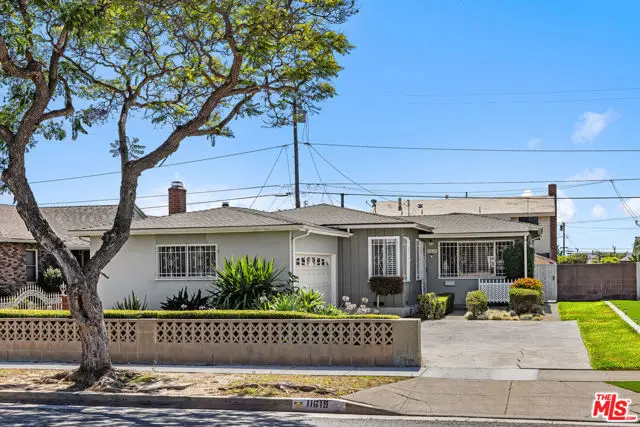11619 Daleside Avenue, Hawthorne, CA 90250 - #2