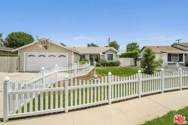 9134 Swinton Avenue, North Hills, CA 91343 - #1