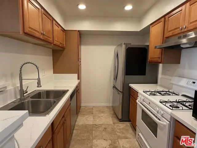 1118 Valencia Street #219, Los Angeles, CA 90015 - #2
