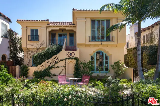 1122 S Hayworth Avenue, Los Angeles, CA 90035 - #1