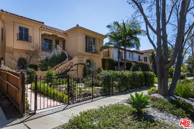 1122 S Hayworth Avenue, Los Angeles, CA 90035 - #2