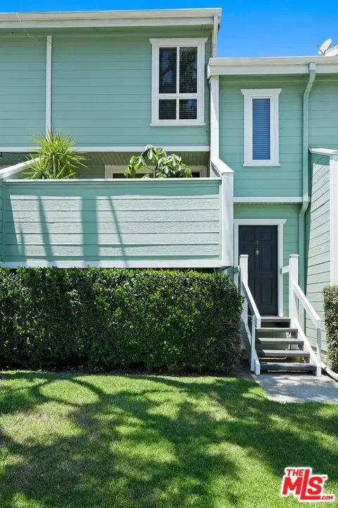 5811 Woodman Avenue #7, Van Nuys, CA 91401 - #3