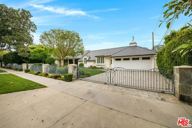 9921 Toluca Lake Avenue, North Hollywood, CA 91602 - #3
