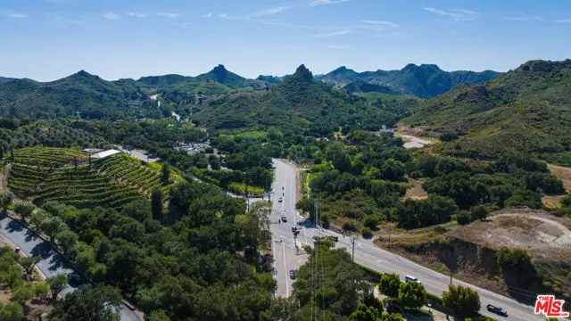 31341 Mulholland Highway, Malibu, CA 90265 - #2