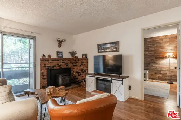 2499 Sierra Nevada Road #R2, Mammoth Lakes, CA 93546