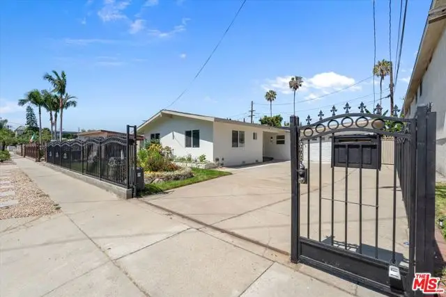 13603 Chadron Avenue, Hawthorne, CA 90250 - #1