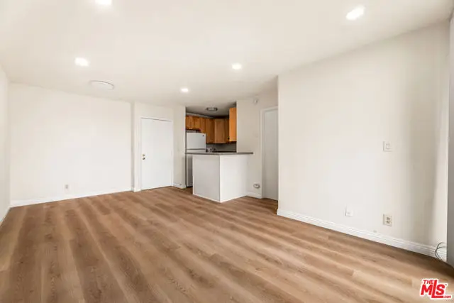 210 S La Fayette Park Place #314, Los Angeles, CA 90057 - #3