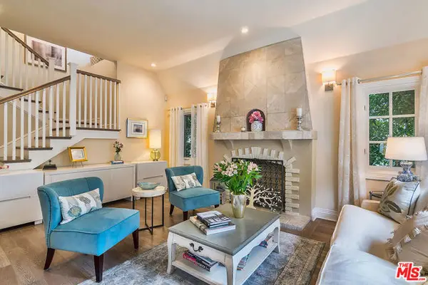 9025 Ashcroft Avenue, West Hollywood, CA 90048
