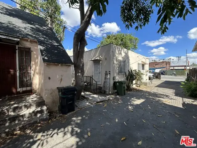 186 E Vernon Avenue, Los Angeles, CA 90011 - #3