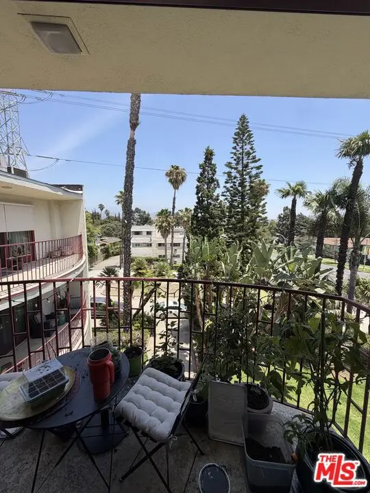 3407 Huxley Street #39, Los Angeles, CA 90027 - #2