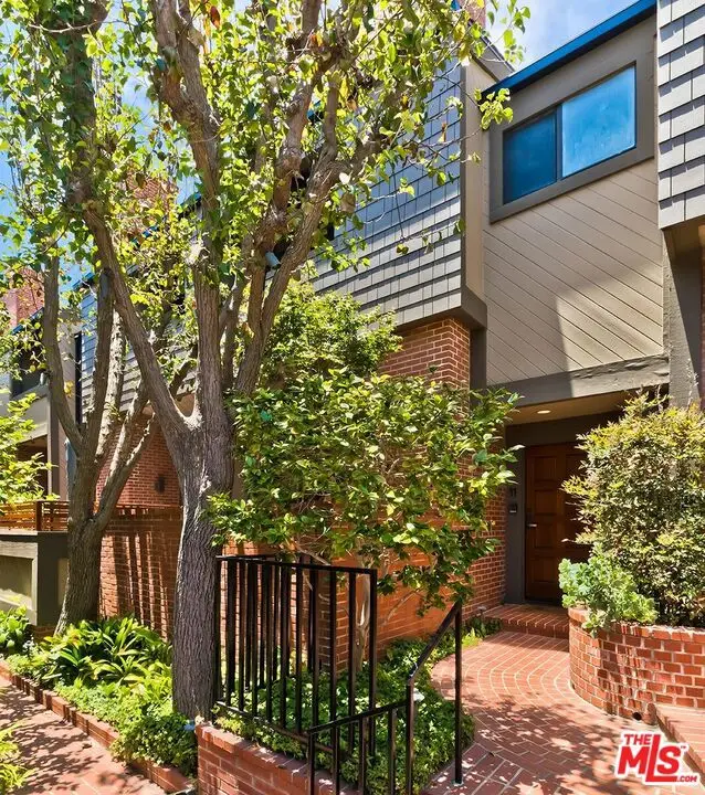 323 San Vicente Boulevard #11, Santa Monica, CA 90402 - #2