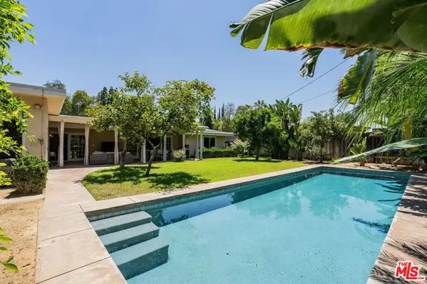 22421 Miranda Street, Woodland Hills (los Angeles), CA 91367