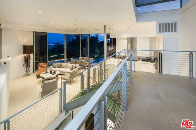 9274 Sierra Mar, Los Angeles, CA 90069 - #3