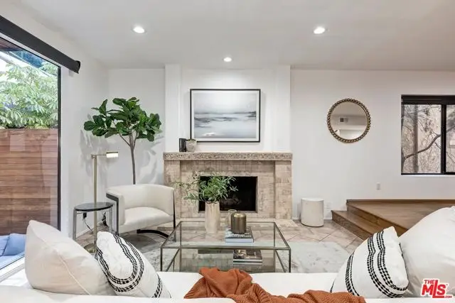 1427 S Bentley Avenue #C, Los Angeles, CA 90025 - #1