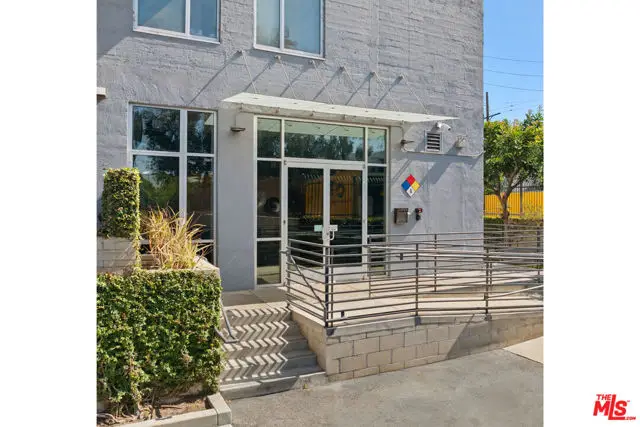 825 E 4th Street #503, Los Angeles, CA 90013 - #2