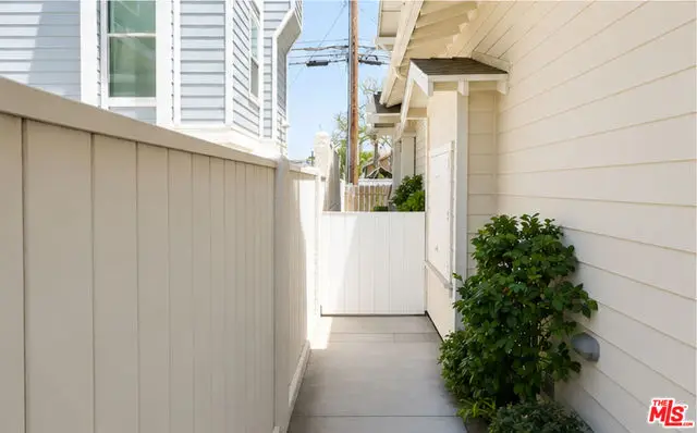 1918 Cabrillo Avenue #C, Torrance, CA 90501 - #3