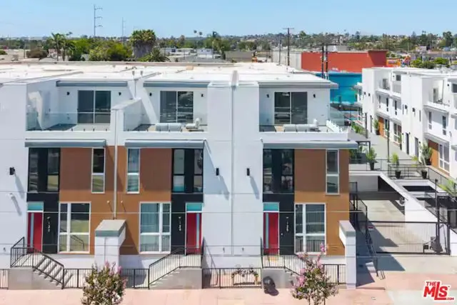 117 W Plymouth, Inglewood, CA 90302 - #2