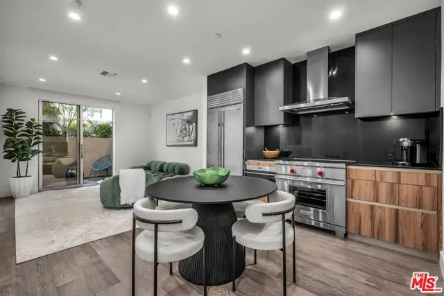 728 N Sweetzer Avenue #112, West Hollywood, CA 90069 - #2