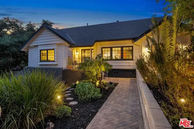 4638 Saltillo Street, Woodland Hills, CA 91364 - #3