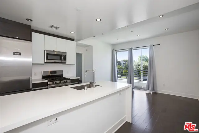 7857 W Manchester Avenue #110, Playa Del Rey, CA 90293 - #3