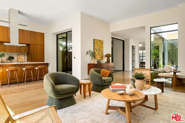 8732 Rangely Avenue, West Hollywood, CA 90048 - #2
