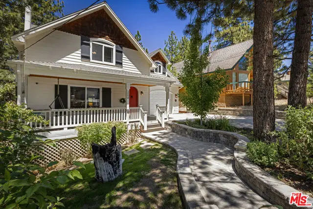 208 Knoll Road, Big Bear, CA 92315 - #3