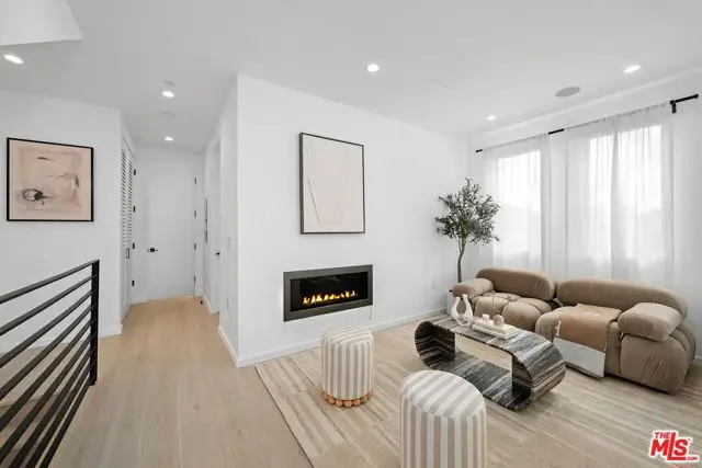 1349 N Gardner Street, Los Angeles, CA 90046 - #1