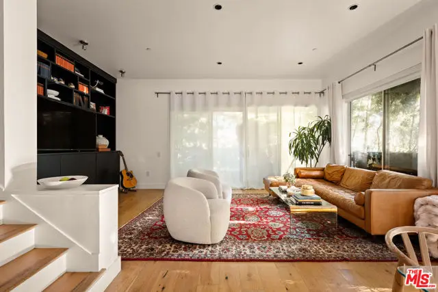 1200 N Sweetzer Avenue #1, West Hollywood, CA 90069 - #3