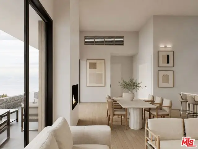 570 Schueren, Malibu, CA 90265 - #3