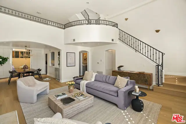 11982 Mayfield Avenue #D, Los Angeles, CA 90049 - #1