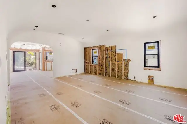7170 Rosewood Avenue, Los Angeles, CA 90036 - #2