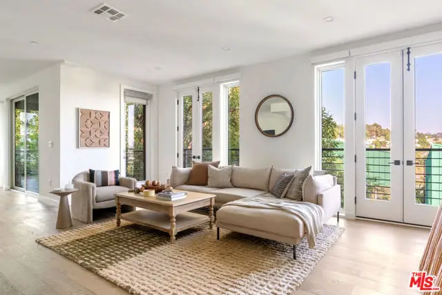 2267 Duane Street, Los Angeles, CA 90039 - #3