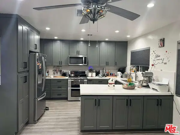 17014 Rinaldi Street, Granada Hills (los Angeles), CA 91344