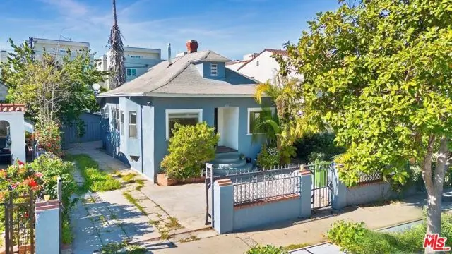 1121 S Serrano Avenue, Los Angeles, CA 90006 - #2