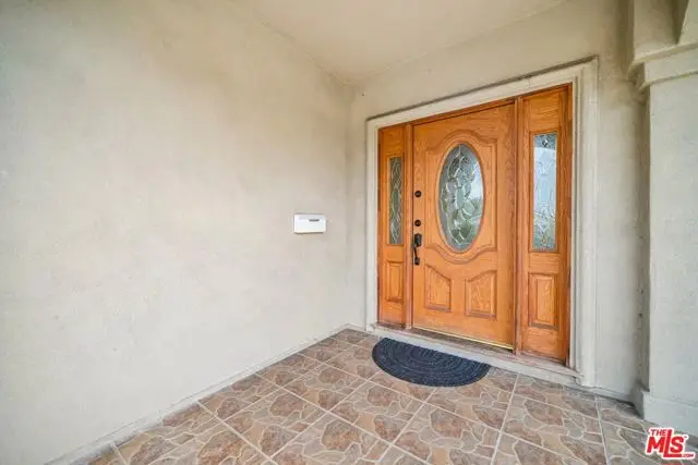 17550 Collins Street, Encino, CA 91316 - #3