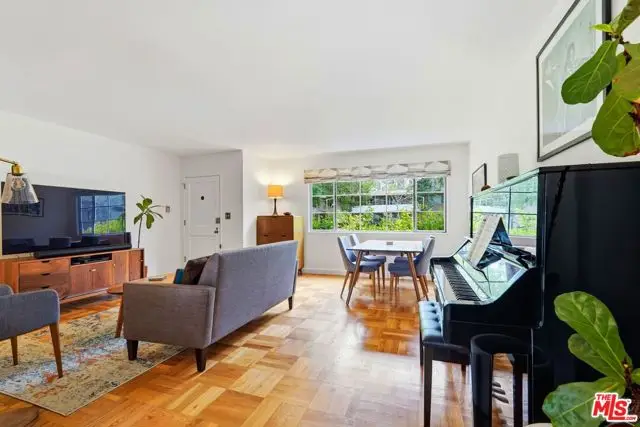 5327 Village, Los Angeles, CA 90016 - #3