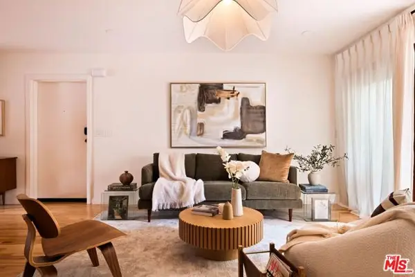 281 S Barrington Avenue #C2, Los Angeles, CA 90049