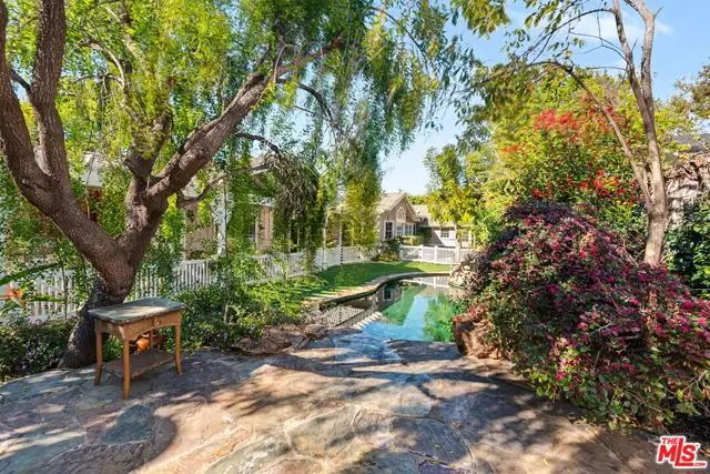 4780 Vista De Oro Avenue, Woodland Hills, CA 91364 - #3