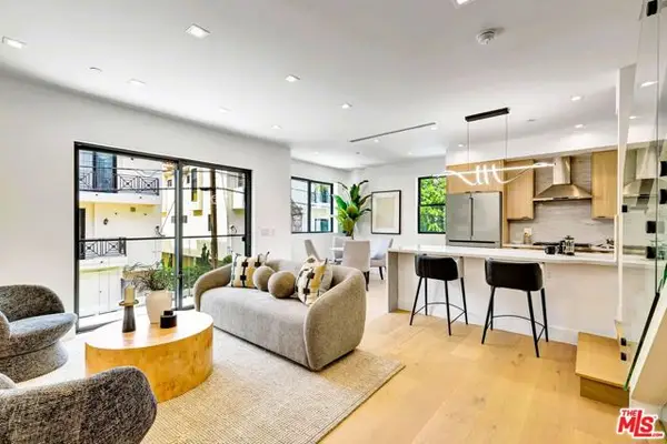 4329 Radford Avenue #3, Studio City (los Angeles), CA 91604