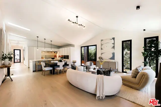 2202 California Avenue, Santa Monica, CA 90403 - #1