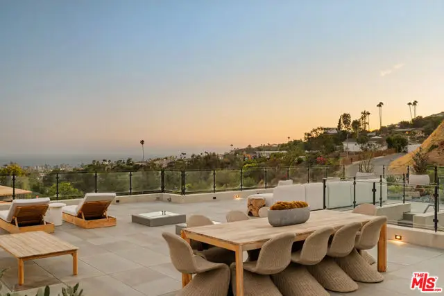 1205 Las Lomas Place, Pacific Palisades, CA 90272 - #2