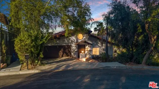 4912 Llano Drive, Woodland Hills, CA 91364 - #2