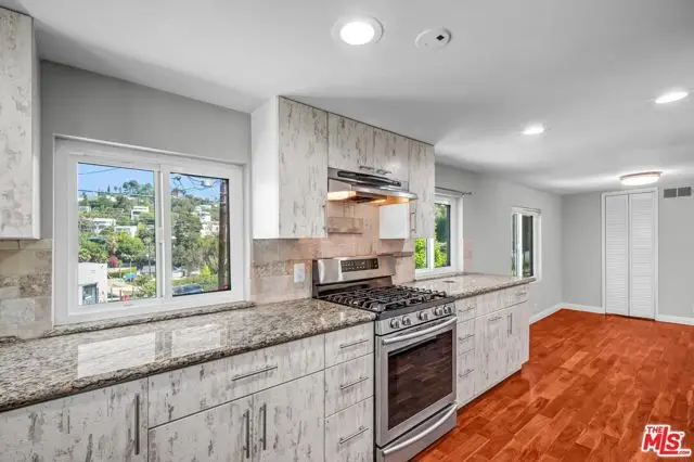 1766 Griffith Park Boulevard #1, Los Angeles, CA 90026 - #2