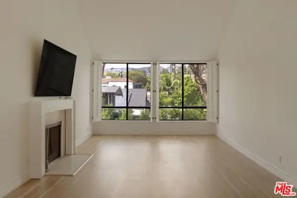 1900 Vine Street #403, Los Angeles, CA 90068