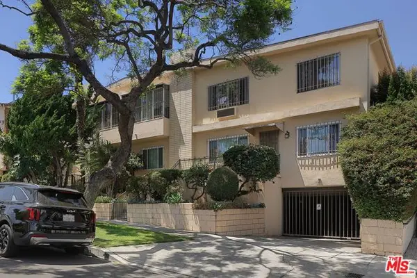 5025 Maplewood Avenue #14, Los Angeles, CA 90004