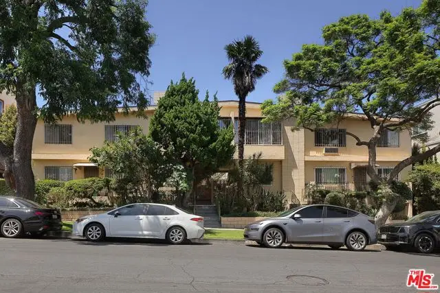 5025 Maplewood Avenue #14, Los Angeles, CA 90004 - #2