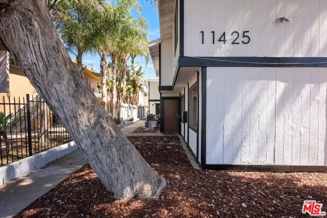11425 Tiara Street, North Hollywood, CA 91601 - #3