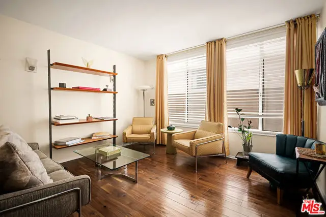 7270 Hillside Avenue #204, Los Angeles, CA 90046 - #3
